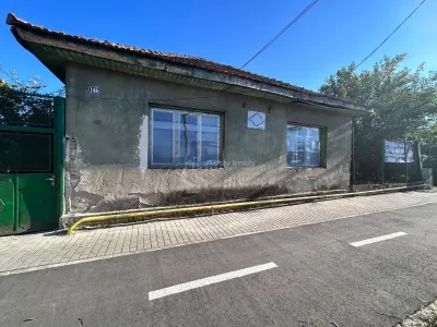 Bocsa Romana, 2 Corpuri de cladire cu Teren si garaj, la Strada Principala - foto 12