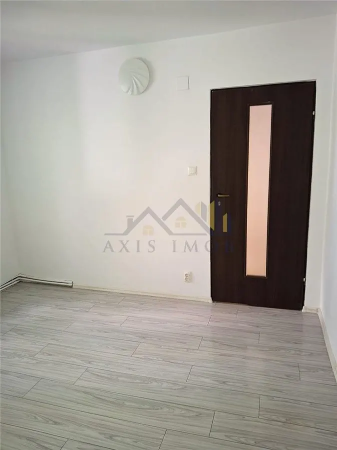 Exclusivitate !!! Apartament 2 camere conf  1 dec zona Micro 5 - foto 5