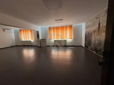 Spatiu birou Copou - Facultatea de Arte 60 mp 2 locuri de parcare - foto 3