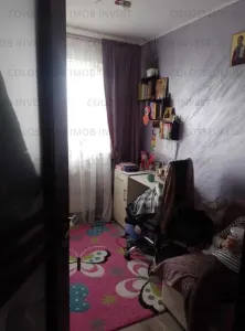 Apartament 3 camere, semidecomandat - zona Florilor - foto 4
