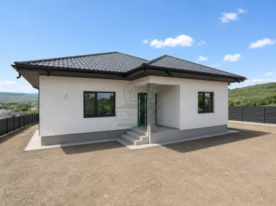 Casa Tomesti Iasi 4 camere , BECI, 500 mp teren - Tomesti