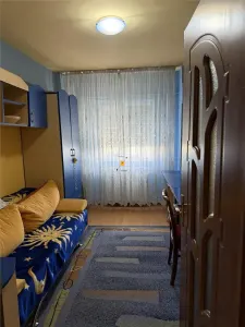 Apartament cu 4 camere zona  9 Mai - foto 5