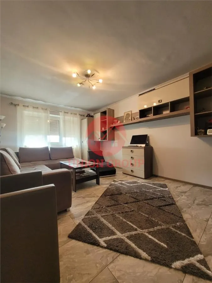 Apartament 3 Camere Superb, Decomandat, Mobilat si Utilat, Zona Dacia - foto 2