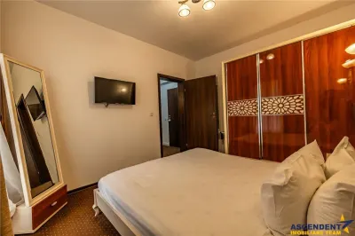 Gata de preluare: Afacere + Pensiune Poiana Brasov, - foto 14