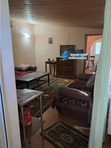inch casa parter 3 camere , 3 bai , bucatarie , curte Pitesti -Prundu - foto 2