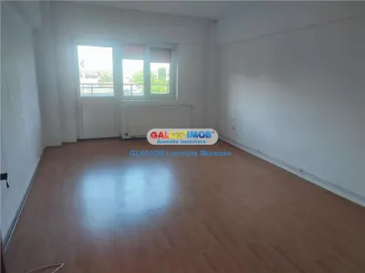 Inchiriere apartament 2 camere decomandat Targoviste Micro 11 - Targoviste