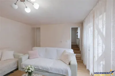 Un colt de liniste la poalele Tampei, Schei: Casuta singura in curte, Brasov - foto 7