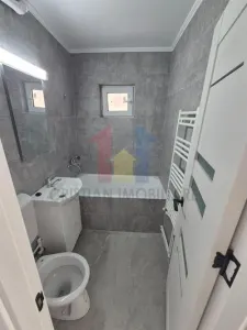 RENOVATA garsoniera zona Viziru 1, etaj 3 - foto 3