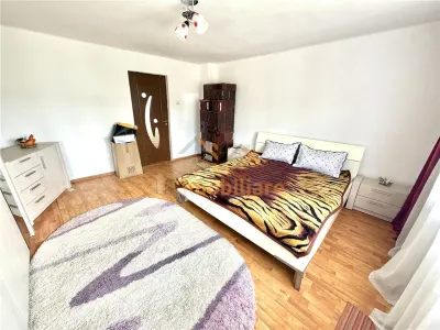 CASA DE VANZRE | 4 CAMERE | 978 MP TEREN | ROSIA | BIHOR | - foto 4