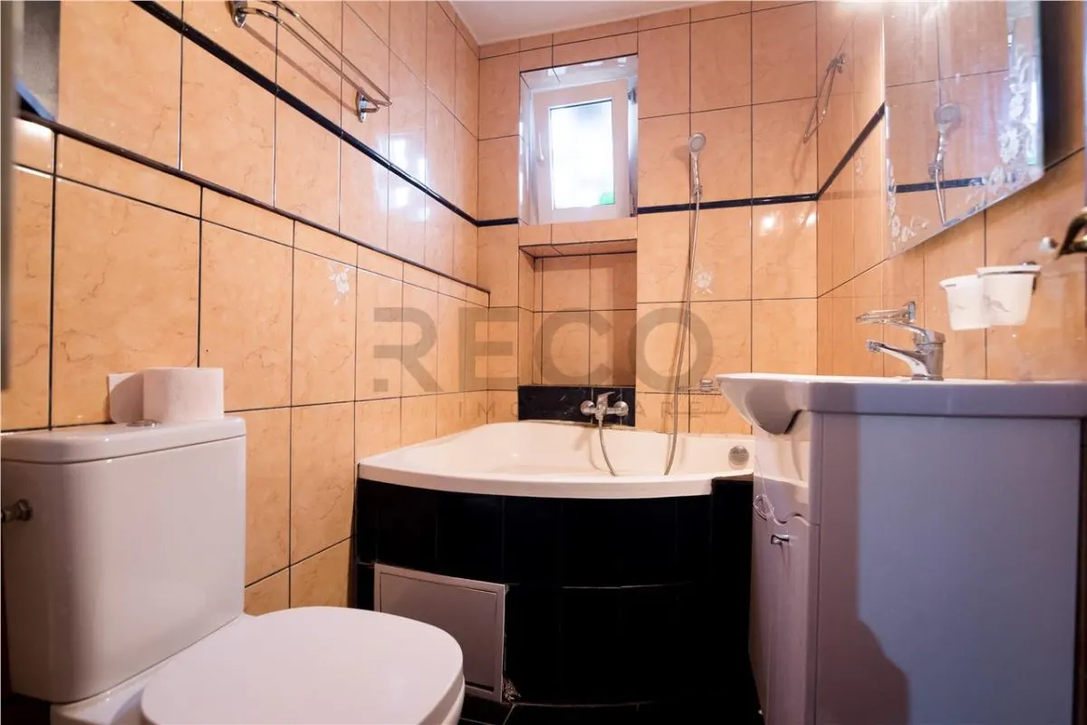 RECO apartament cu 2 camere priveliste superba cu lift - foto 8