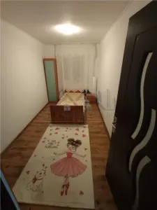 Apartament 4 camere  Podu Ros zona Bd Tutora - foto 5