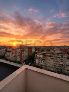 RECO Apartament  Bulevardul Dacia cu o priveliste superba asupra orasului - Oradea