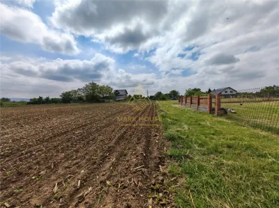 Teren intravilan 1800 mp, de vanzare, Serbanesti - foto 10
