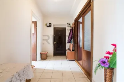 RECO Apartament 3 camere Rogerius – luminos, dubla orientare - foto 14