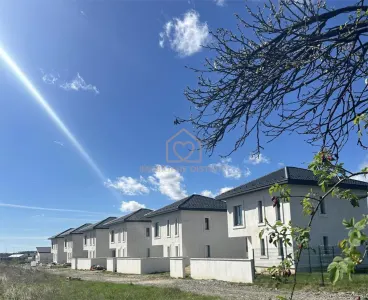 Casa cu 4 camere - Tautii-Magheraus