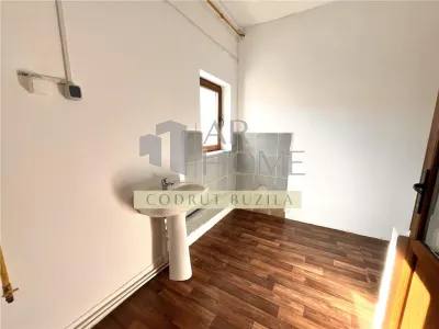 Inchiriere spatiu comercial sau locuinta, ultracentral Ploiesti - foto 5