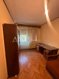 Vanzare apartament 3 camere - foto 2