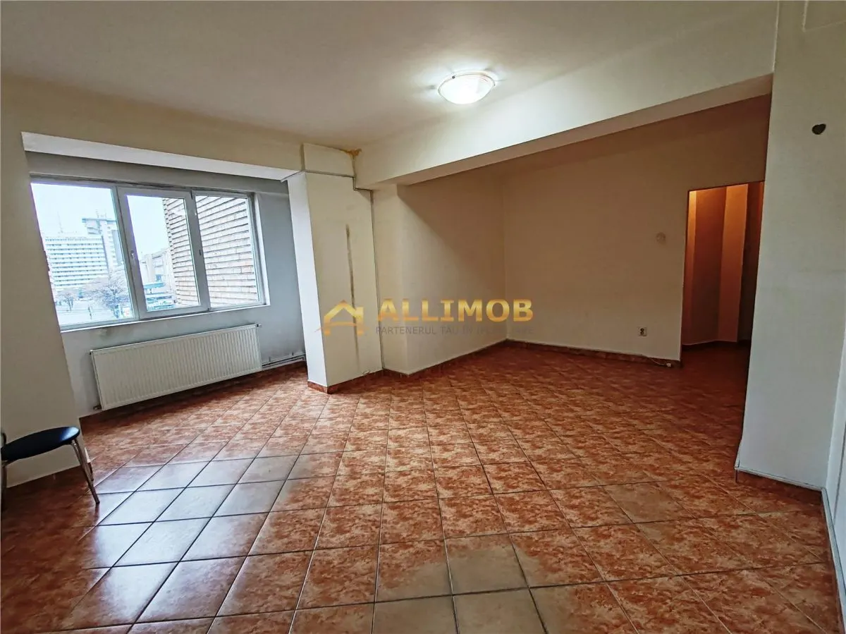 Garsoniera in Ploiesti, zona ultracentrala - foto 3