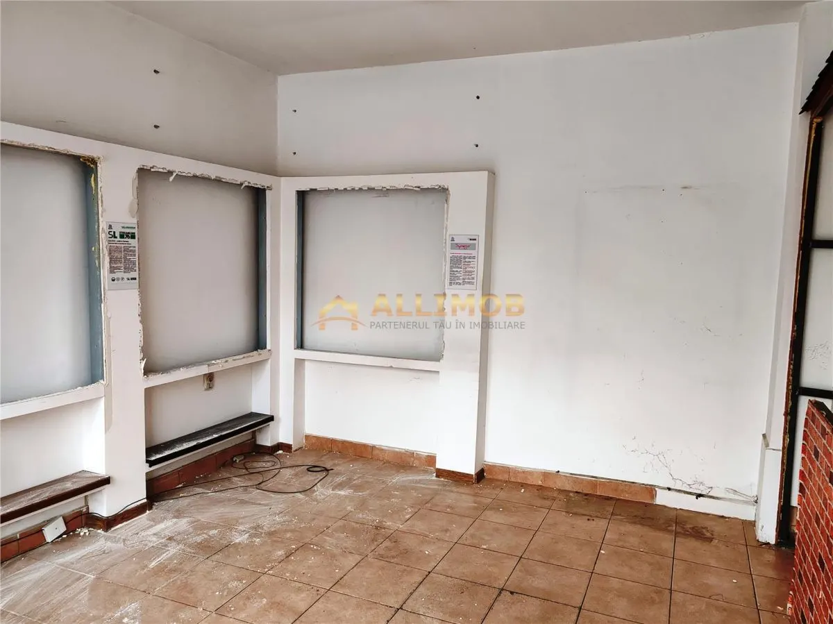 Spatiu comercial in Ploiesti, zona ultracentrala - foto 2