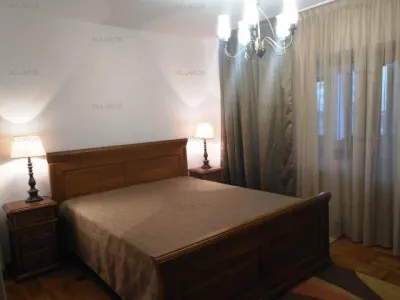 Apartament 3 camere in Ploiesti, zona ultracentrala - foto 10