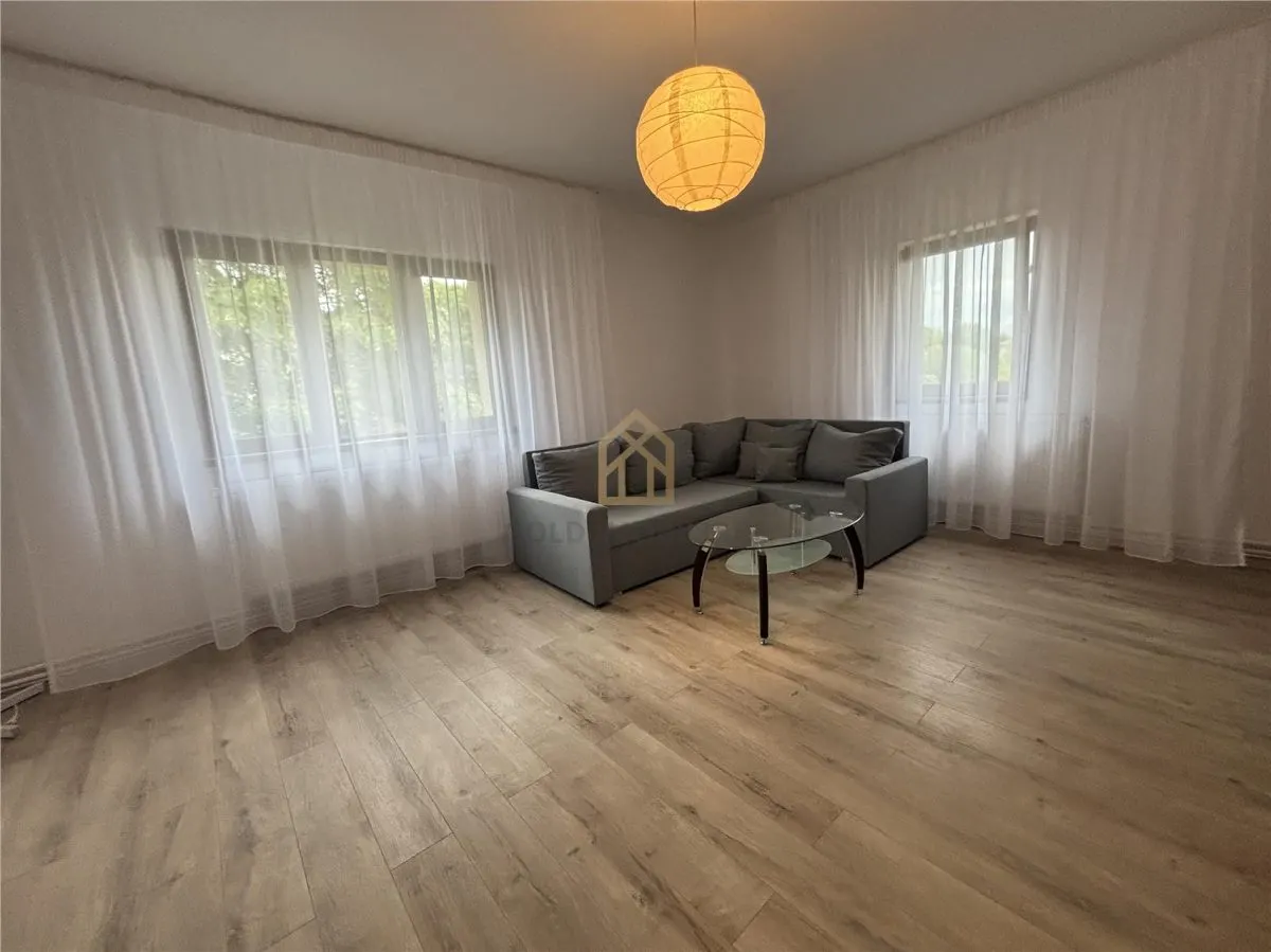 Apartament 3 camere de inchiriat - foto 2