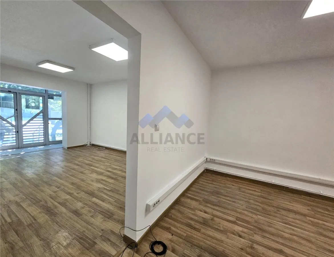 Zona Billa-str. Strapungerii Silvestru, spatiu birouri - foto 2