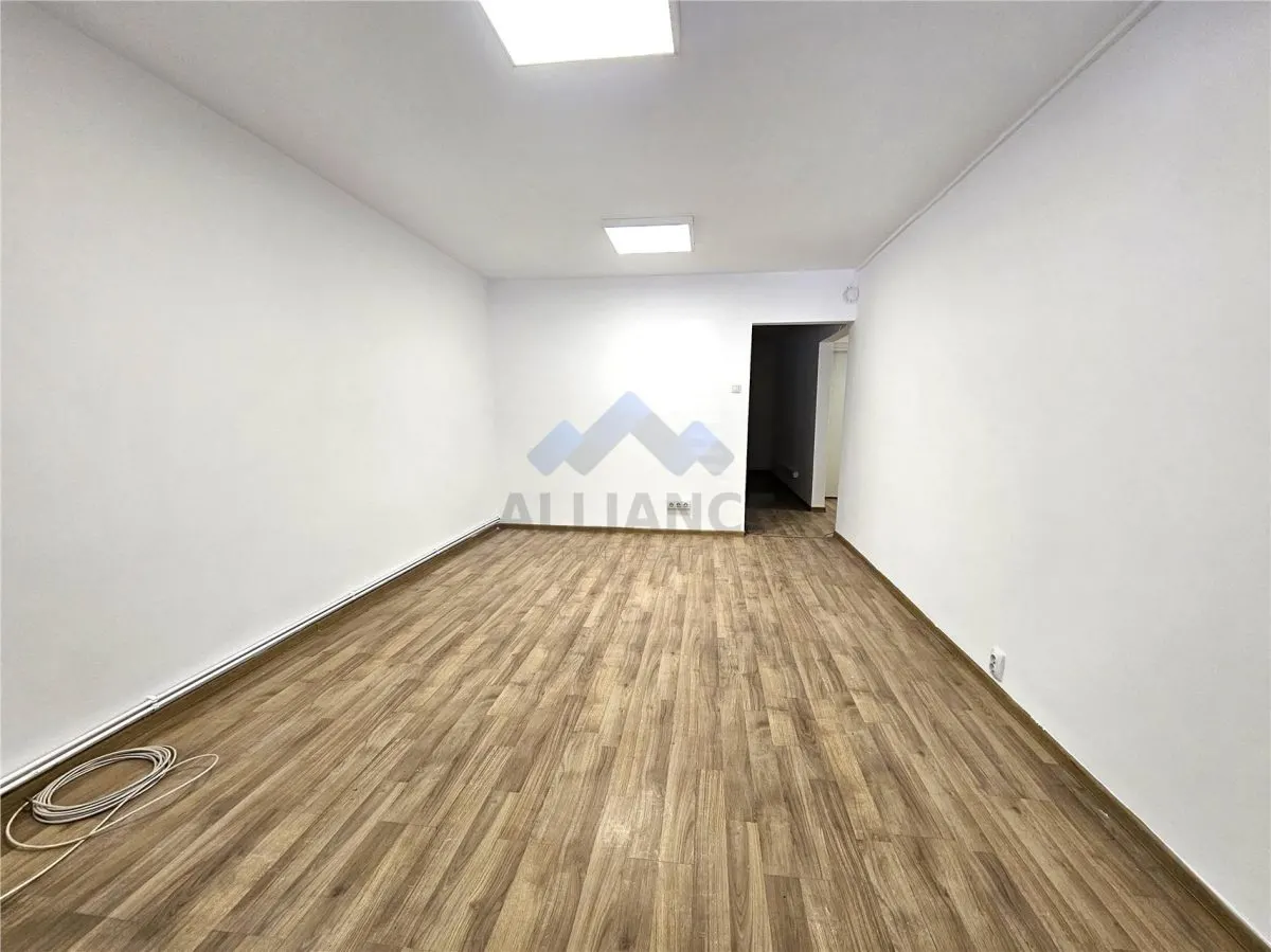 Zona Billa-str. Strapungerii Silvestru, spatiu birouri - foto 4