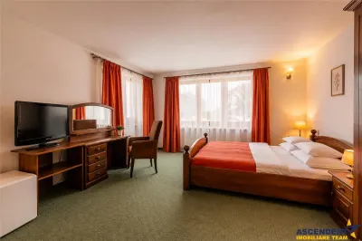 Refugiu turistic& rezidential, panorama asupra Brasovului, pe 1.500 mp teren, Drumul Poienii, Brasov - foto 13
