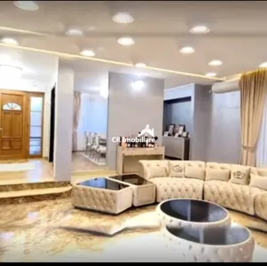 Vila Lux 5 camere Pantelimon teren generos - Bucuresti