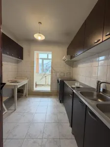 Apartament 2 camere, etajul 3, decomandat- Nicolina - foto 7
