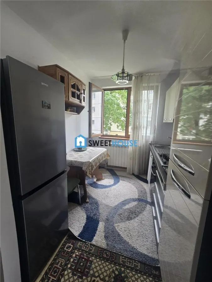 Apartament Primitor cu 3 Camere - foto 2