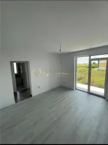 Vanzare apartament 2 camere - foto 7