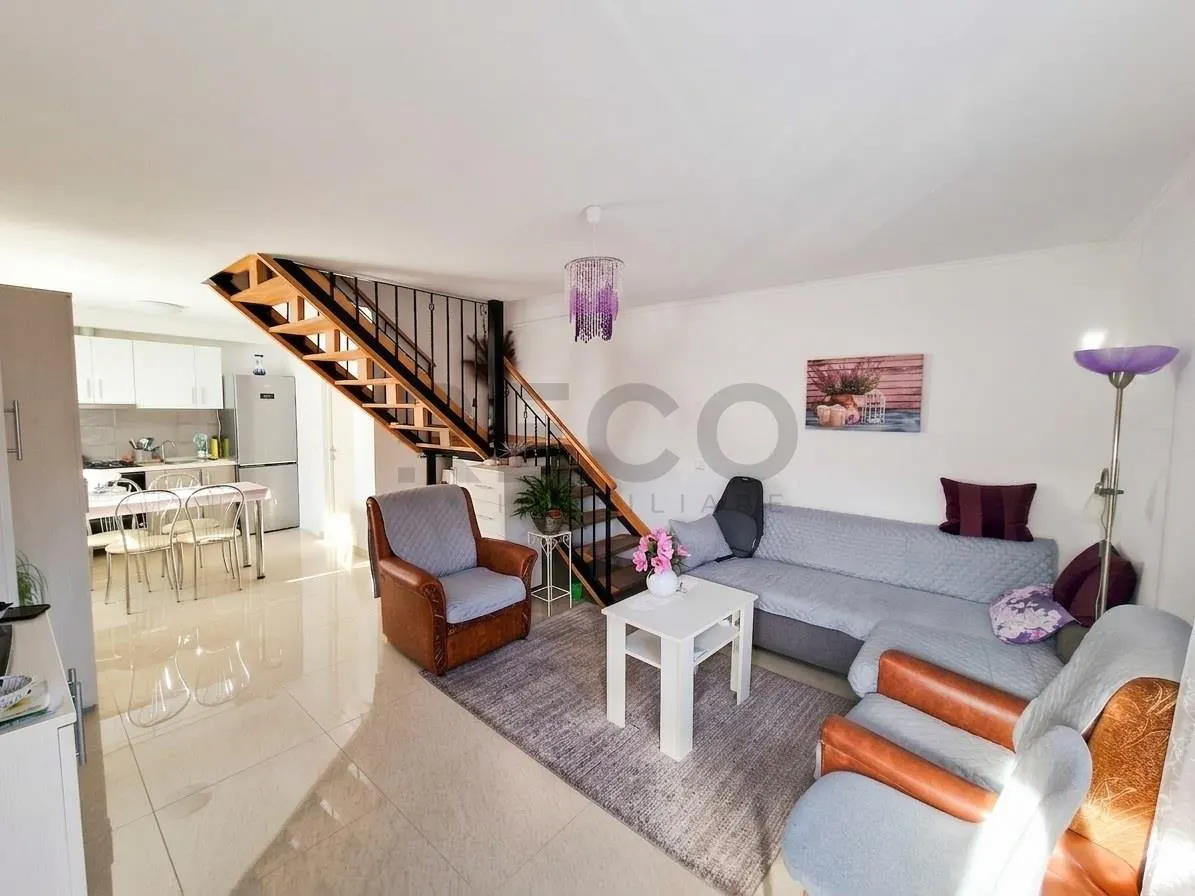 RECO Casa renovata complet la curte comuna in Cantemir - foto 1