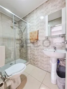 RECO Casa renovata complet la curte comuna in Cantemir - foto 5
