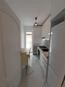 Apartament 1 camera decomandat Luca  Cetatutii predare imediata - Iasi