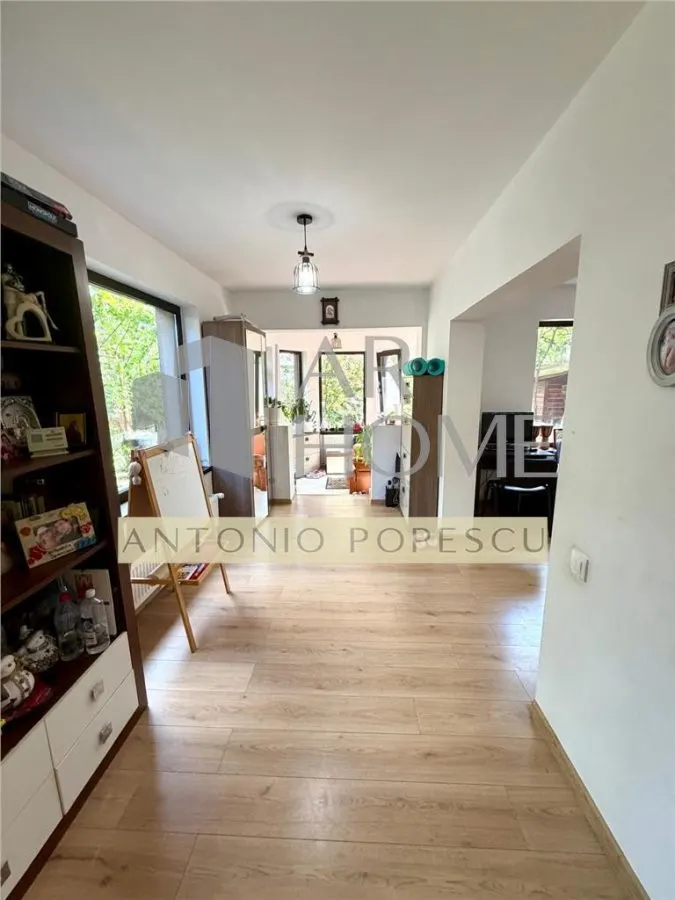 Casa 4 camere, in Ploiesti, zona ultracentrala. - foto 8