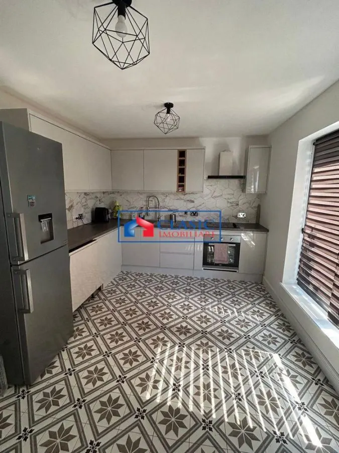 Inchiriere casa individuala constructie noua cu 5 camere in Dezmir - foto 2