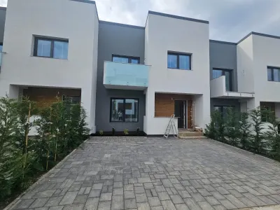 Vila insiruita - Popas Pacurari - Intabulat - Mutare imediata! - Iasi