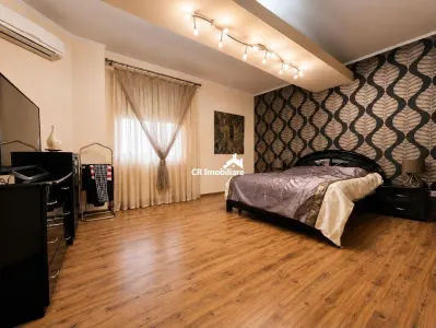 Vila de vanzare 5 camere Sisesti - foto 2