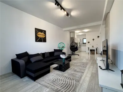 Apartament cu 2 camere de vanzare, mobilat si utilat, bloc nou, 70 mp utili, in Centru - foto 2