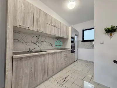 Apartament cu 2 camere de vanzare, mobilat si utilat, bloc nou, 70 mp utili, in Centru - foto 4