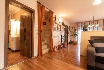 RECO Casa P+M cu 4 camere+living+loc de luat masa in Santion - foto 5
