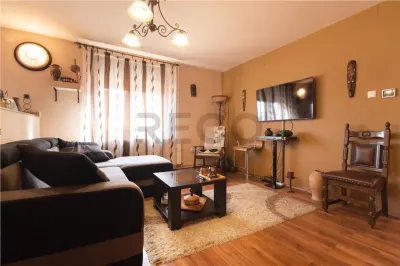 RECO Casa P+M cu 4 camere+living+loc de luat masa in Santion - foto 10
