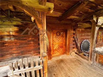 Gospodarie traditionala maramureseana pe 53 ari teren, sat Breb - foto 15