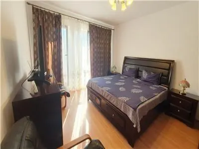 Apartament 2 camere decomandat Tractorul,mobilat,parcare,130000Euro - Brasov