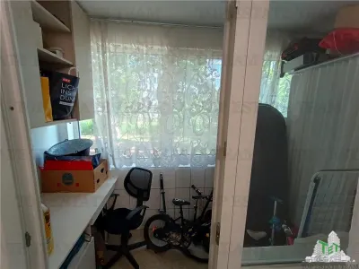 Apartament modern cu 4 camere plus boxa, cu SU de 75mp, parter/4, zona OZANA, la 10 , 15 minute pietonal de statia de metrou 1 Dec 1918. - foto 16