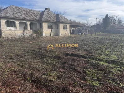 Casa batraneasca  si 1500 mp teren, doua deschideri – Fulga, Prahova - Fulga de Jos