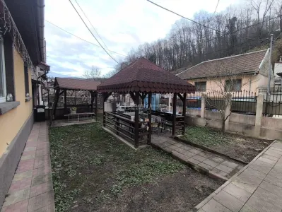 Resita Casa Muncitoresc Zona  Fosta Baie Comunala - foto 7