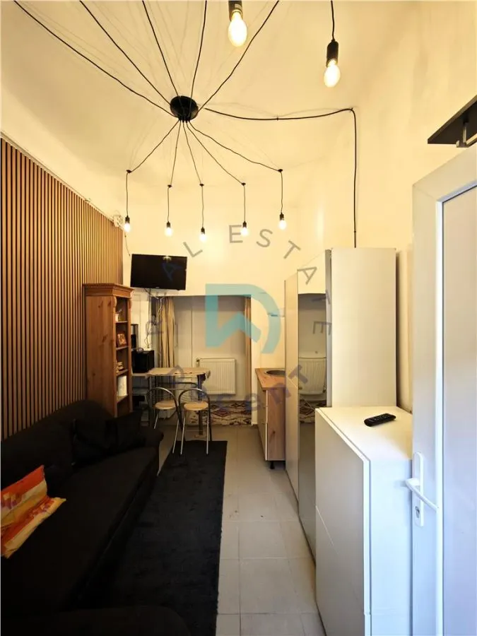 Garsoniera de vanzare  Brasovul Vechi - foto 3