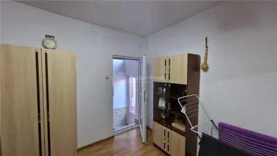 Resita Casa 7 Incaperi Parter si Etaj, Zero investitii - foto 13